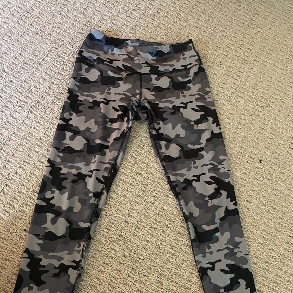 Black and Grey Camo Leggings